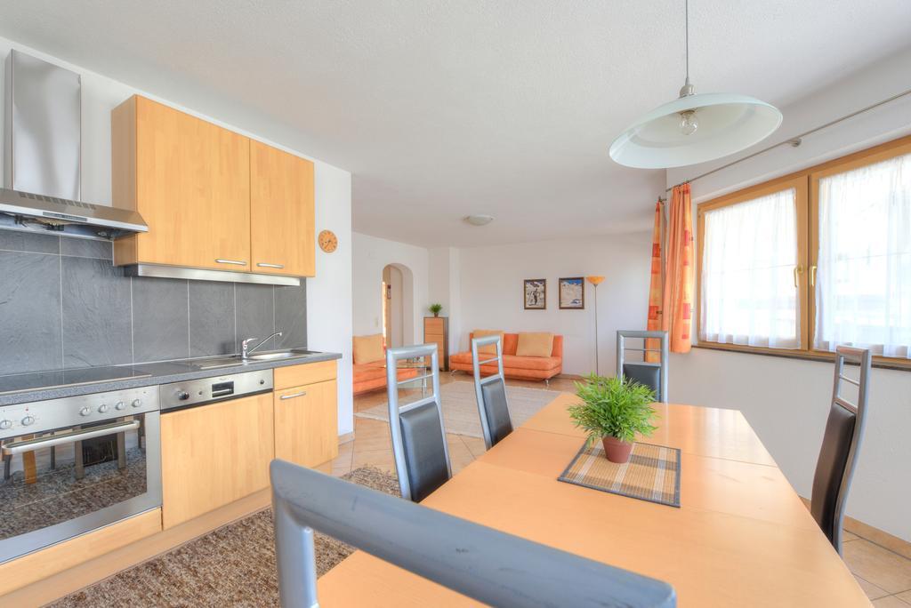 Appartement Strolz Schnann Стая снимка