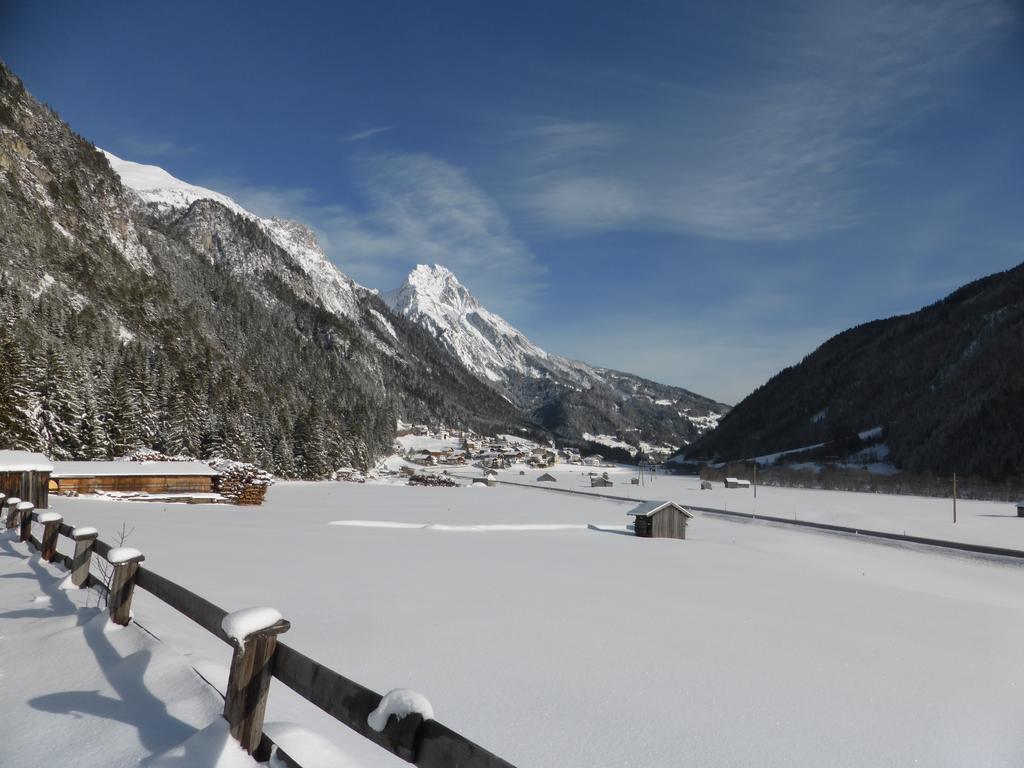 Appartement Strolz Schnann Стая снимка